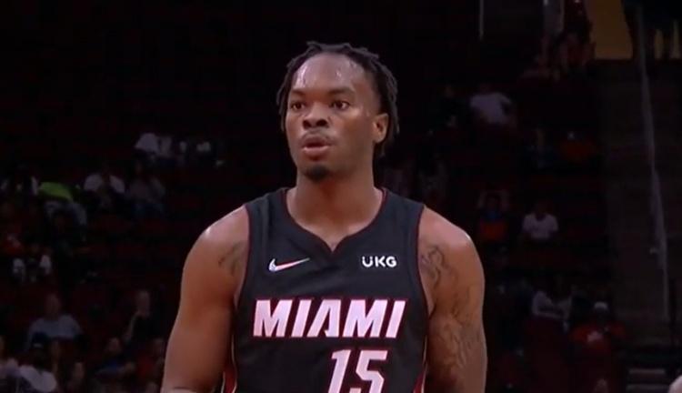 NBA谁还缺人？加洛韦崩盘 贾旺特-斯玛特13中9轰27分率美国队晋级